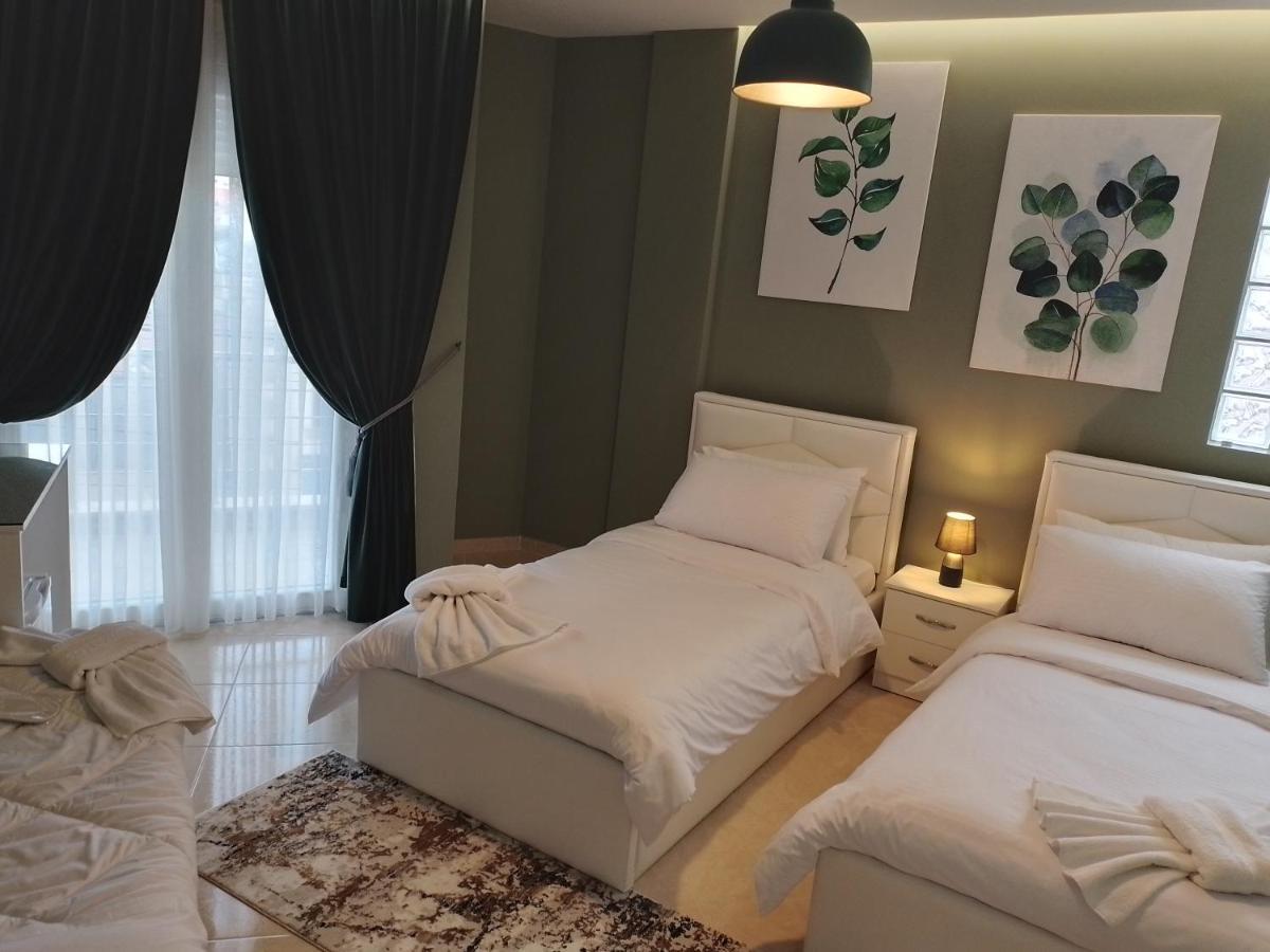 Ajilin Hotel Rooms Korce Eksteriør bilde