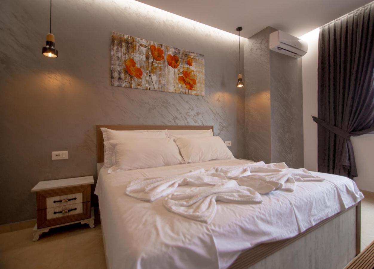 Ajilin Hotel Rooms Korce Eksteriør bilde